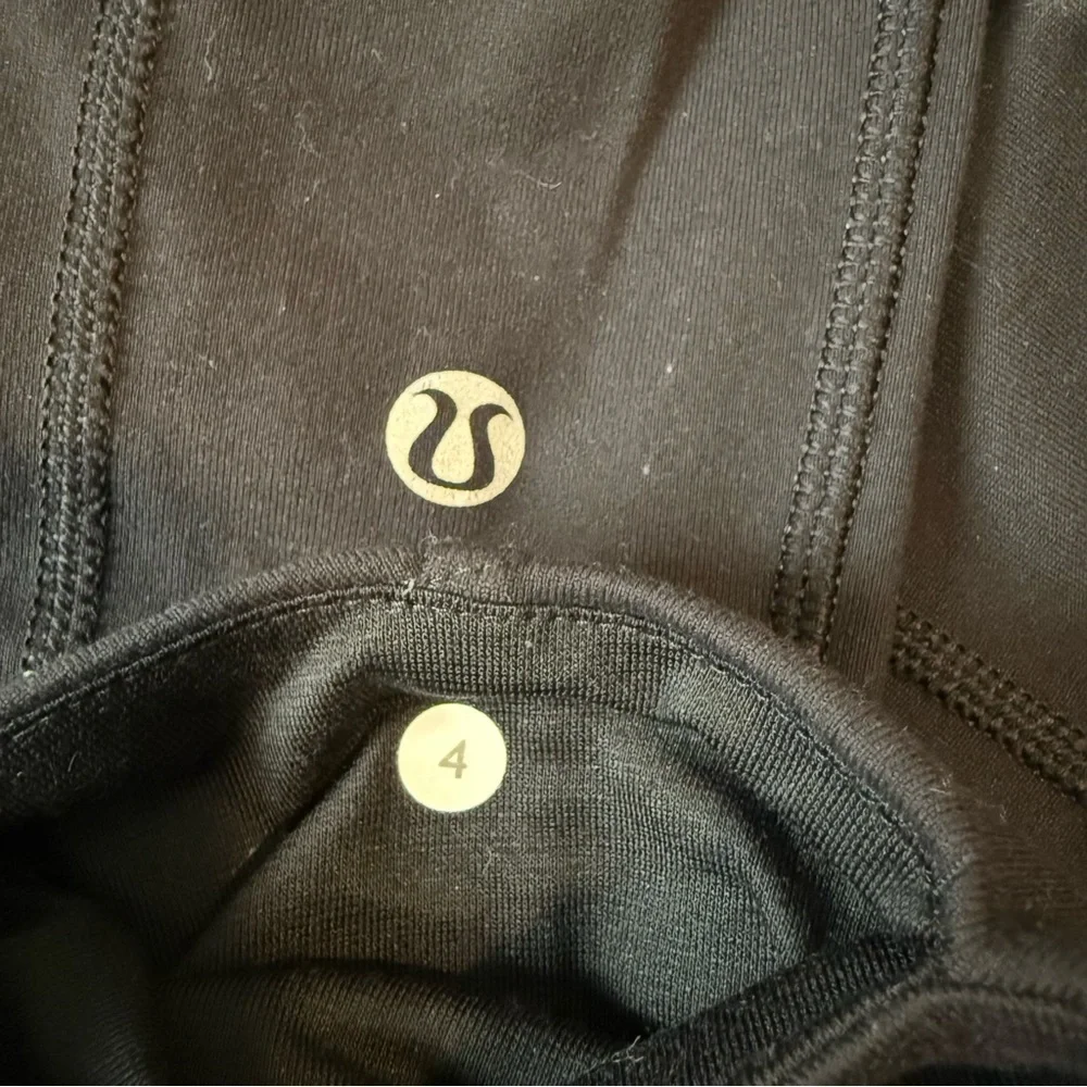 lululemon athletica Black Leggings Streamlined Design